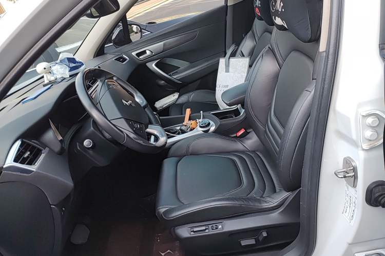 Used DS 6 2014 1.6T Luxury Edition THP160
