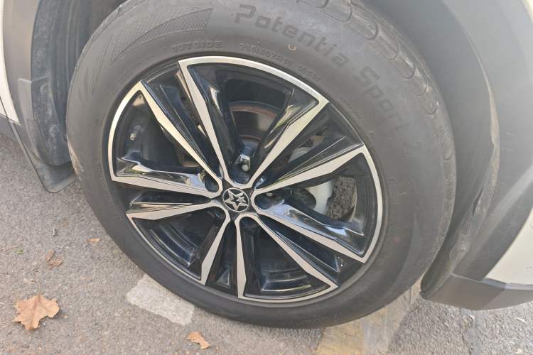 Used Venucia Star 2020 260T Automatic 48V Mild Hybrid Turbocharged Starry Edition