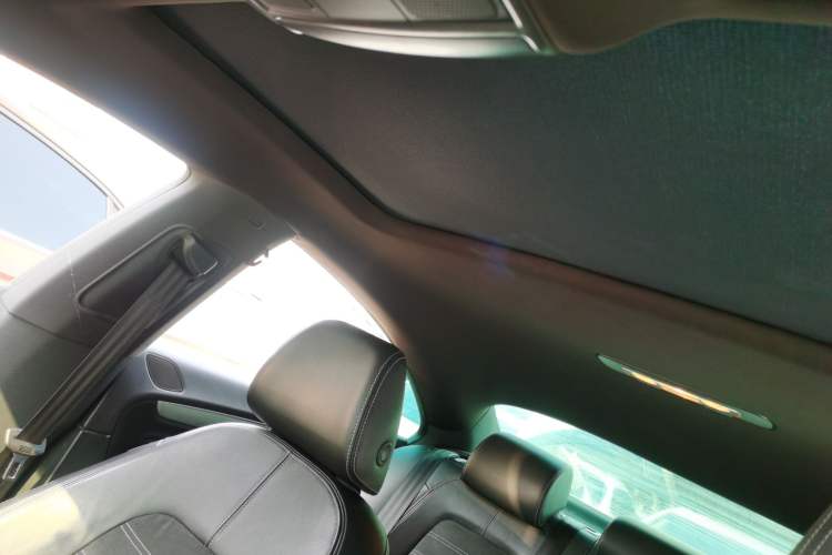 Used Volkswagen FAW-Volkswagen CC 2016 2.0 TSI Luxury Model
