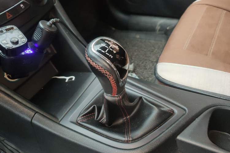 Used Chery Arrizo 5 2016 1.5L Manual Lingchao Edition Gear Lever