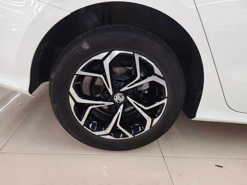 Used MG 5 2023 180 DVVT Manual Fashion Edition — 25
