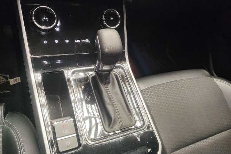 Used Chery Tiggo 5x 2020 1.5L CVT Fashion Edition Gear Lever