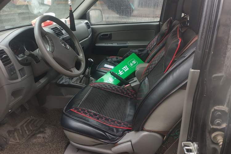 Used Great Wall Wingle 5 2011 2.2L Wealth Edition Two-Wheel Drive Big Double-Cab GW491QE