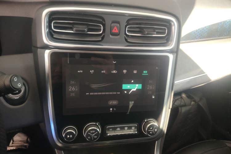 Used Lynk & Co 01 EM-P 2018 1.5T PHEV JingPro National Emission Standard V Audio And AC Panel