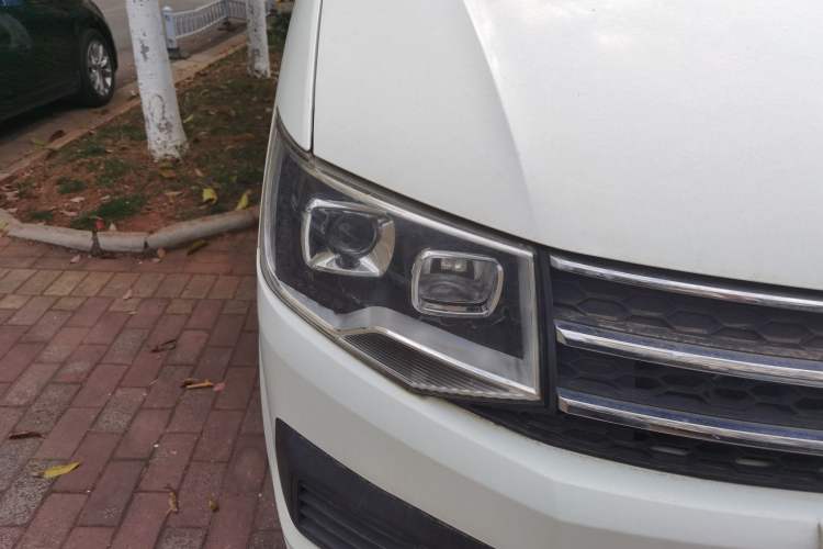 Used King Long Kairui Haoke 2019 2.2L Van Series High-Roof V22 Right Front Headlight