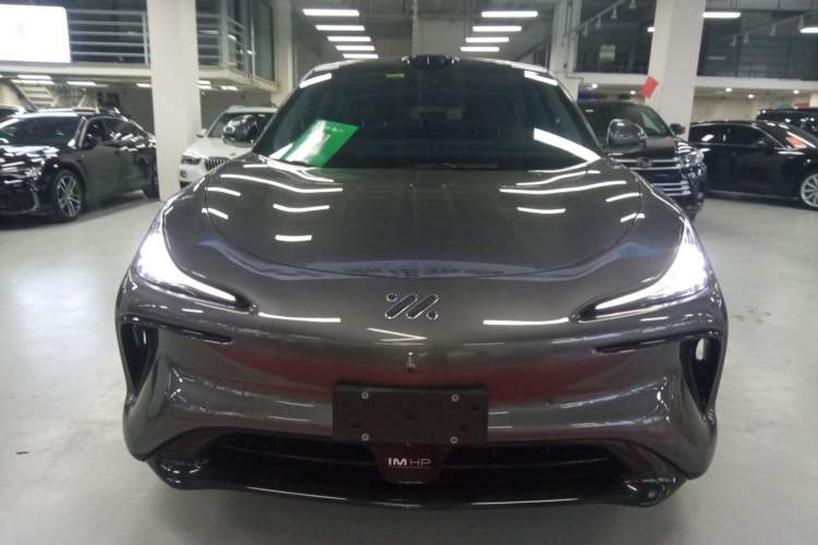 Used IM LS6 2023 Max Standard Edition Front