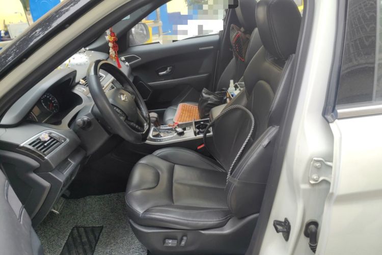 Used Land X7 2016 2.0T Panoramic Prestige Edition
