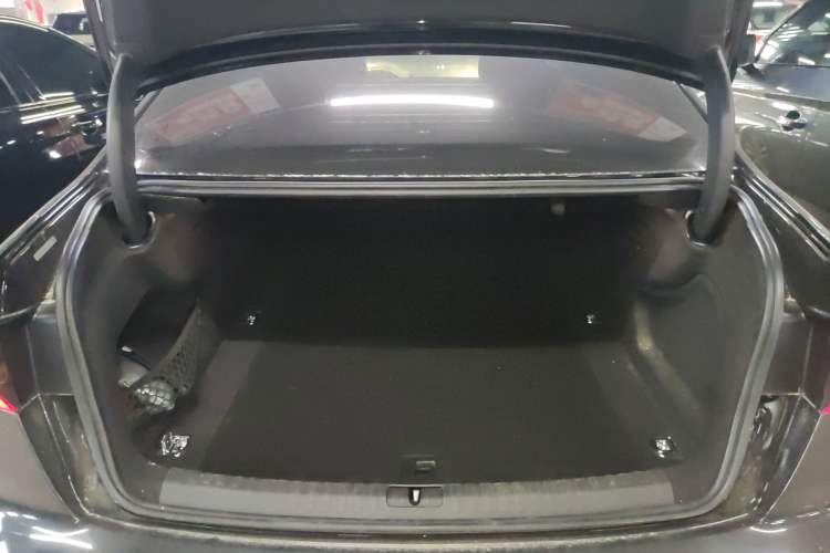 Used Audi A6L 2022 40 TFSI Luxury Dynamic Model
