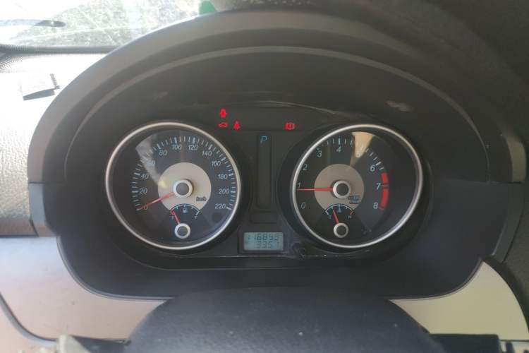 Used Buick Excelle 2011 1.6LX-AT Instrument Cluster