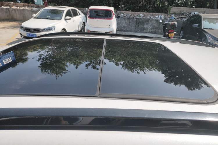 Used Baojun RS-3 2020 1.5L CVT 24-Hour Online Luxury Edition Roof