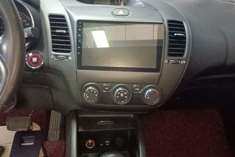 Used Kia K3 2017 1.6L Automatic 15th Anniversary Special Edition GLS Audio And AC Panel