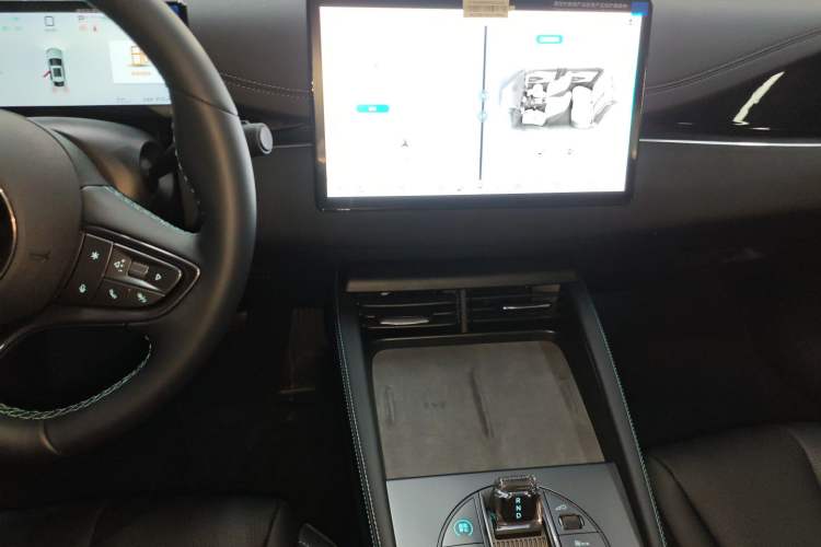 Used BYD Seal 06 New Energy 2025 DM-i Smart Drive 120KM Deluxe Model Audio And AC Panel