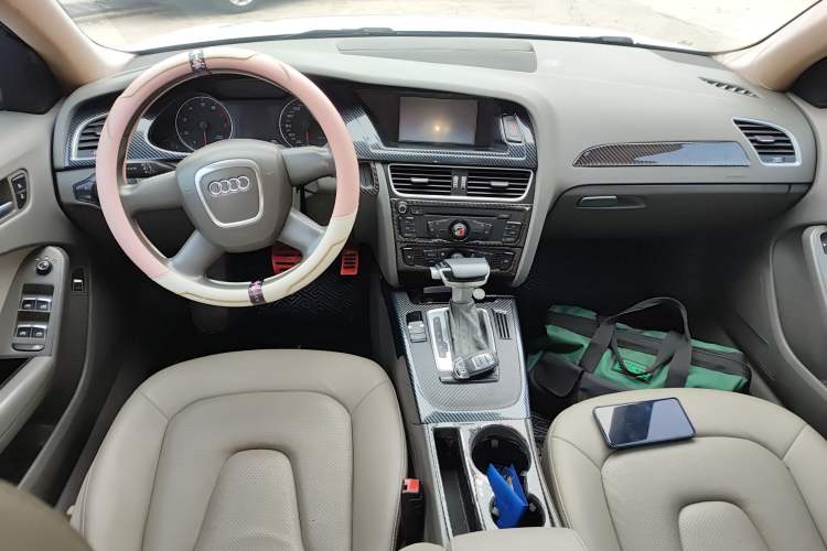 Used Audi A4L 2009 2.0 TFSI Comfort Model
