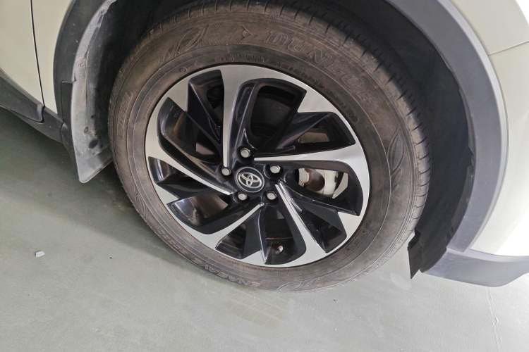 Used Toyota IZOA 2020 2.0L Enjoy Edition