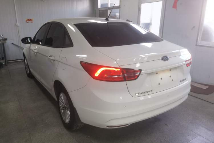 Used Ford Escort 2015 1.5L Manual Comfort Model