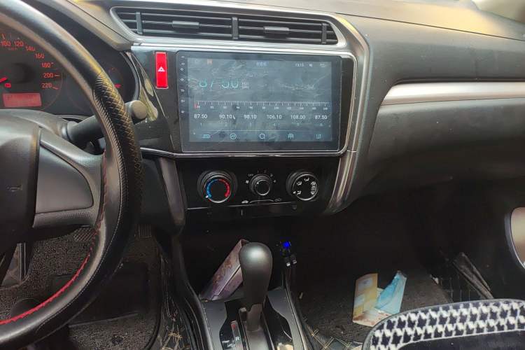 Used Honda Greiz 2016 1.5L CVT Classic Edition Audio And AC Panel