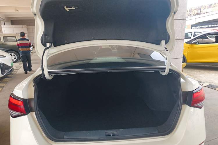 Used Nissan Sylphy 2022 1.6L XL CVT Enjoyment Edition Trunk