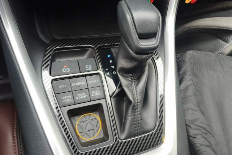 Used Toyota RAV4 2020 2.0L CVT 4x4 Trend Edition