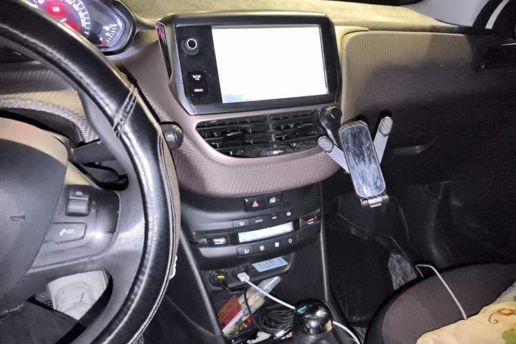 Used Peugeot 2008 2014 1.6L Automatic Fashion Edition