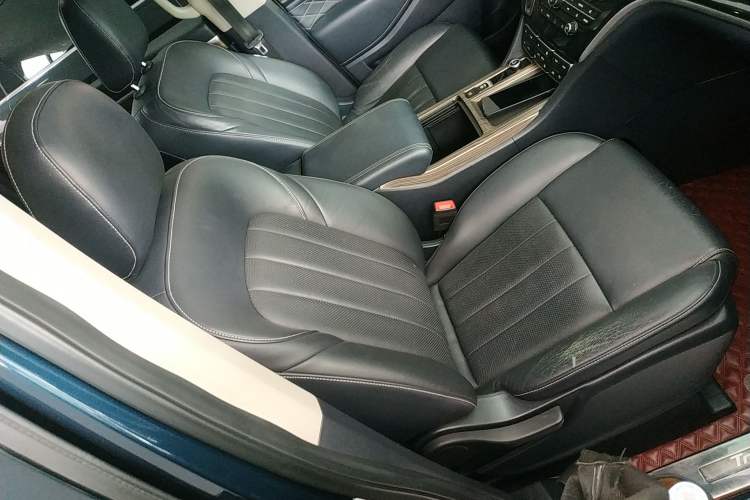 Used GAC Trumpchi M8 2020 Flagship Model 390T Deluxe Edition Right Front Seat