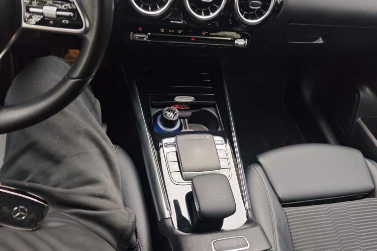 Used Mercedes-Benz B-Class 2020 B 180 Gear Lever