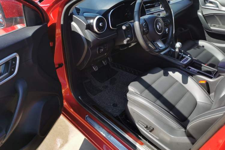 Used MG 6 2017 20T Manual Luxury Smart Connect Version China V Standard