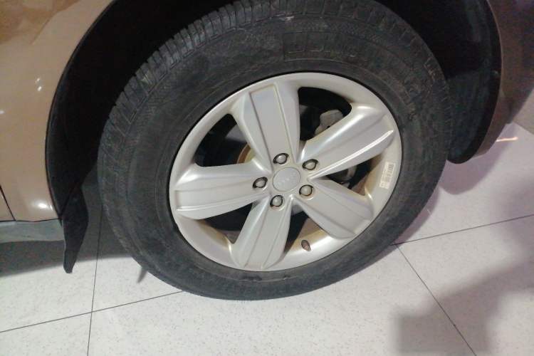 Used Geely Auto GX7 2013 2.0L Automatic Prestige Edition
