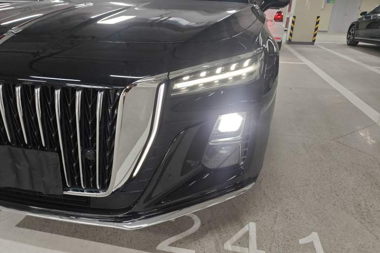 Used Hongqi H5 2024 1.5T DCT Smart Connect Flagship Edition
