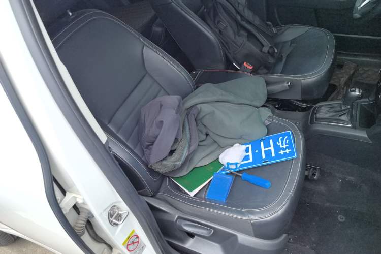 Used Skoda Yeti 2017 TSI280 DSG Car Enjoy Brothers Edition Right Front Seat