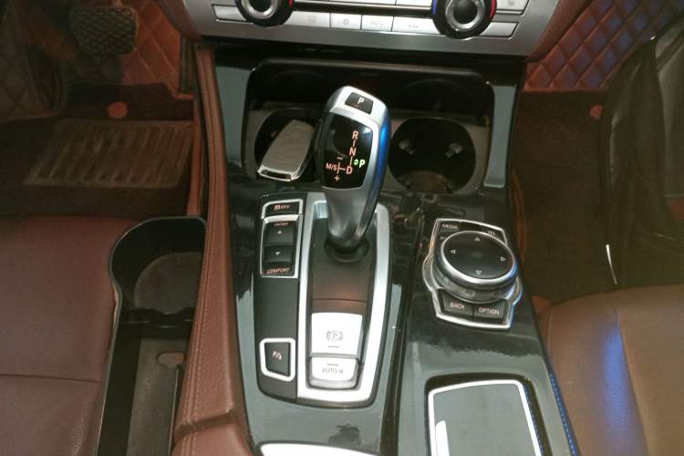 Used BMW 5 Series 2014 520Li Elegant Model