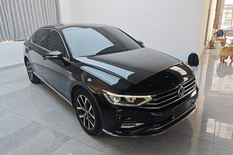 Used Volkswagen Magotan 2020 330TSI DSG Leading Model
