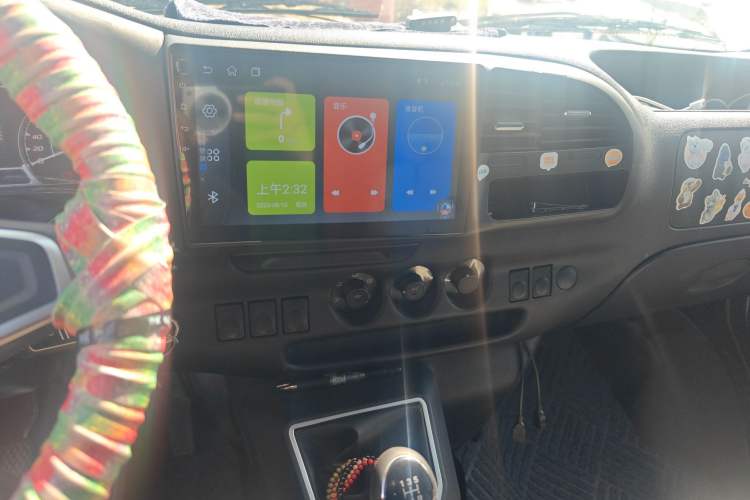 Used JMC Transit 2021 2.8T Space King Taurus Long Wheelbase Mid-Height Rear Single Tire – Step 6-Seater Diesel Euro VI JX493 Audio And AC Panel