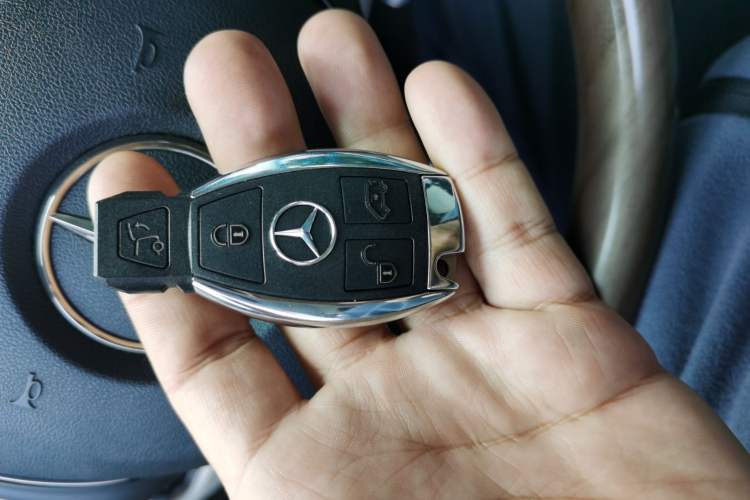 Used Mercedes-Benz V-Class 2022 V 260 L Long Wheelbase Prestige Edition