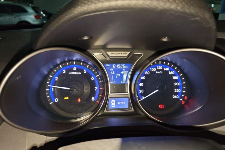 Used Hyundai Veloster 2012 1.6T Automatic Luxury Edition Instrument Cluster