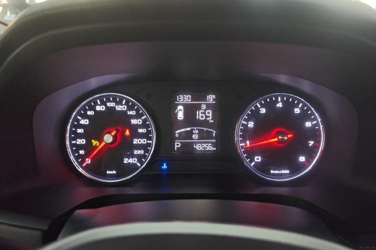 Used Roewe i6 2020 PLUS 1.6L CVT 4G Connected Glory Flagship Edition
