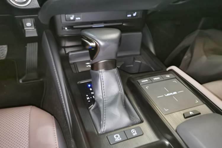 Used Lexus ES 2021 200 Excellence Edition