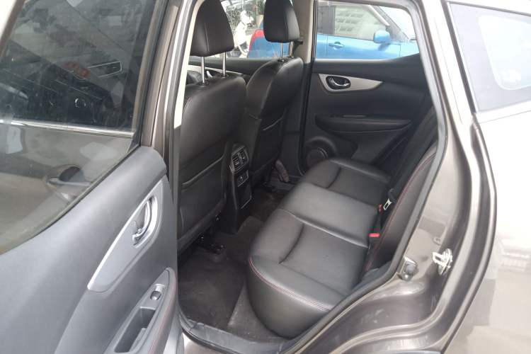 Used Nissan Qashqai 2019 2.0L CVT Luxury Edition Left Rear Seat