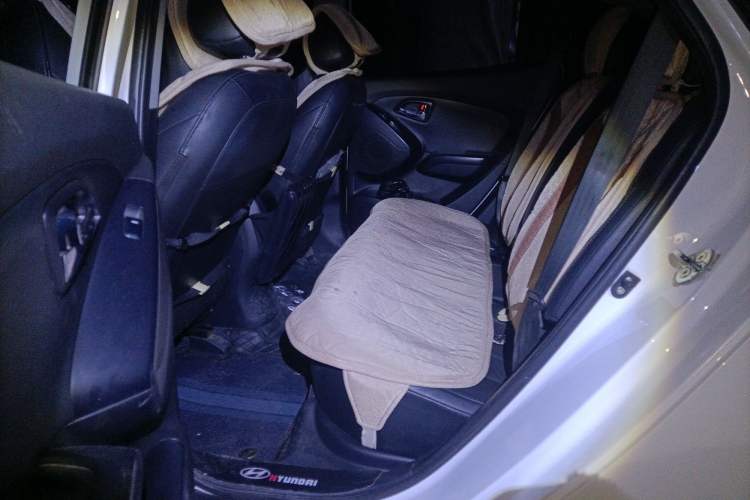 Used Hyundai ix35 2013 2.0L Automatic Two-Wheel Drive Smart GLS China IV Standard
