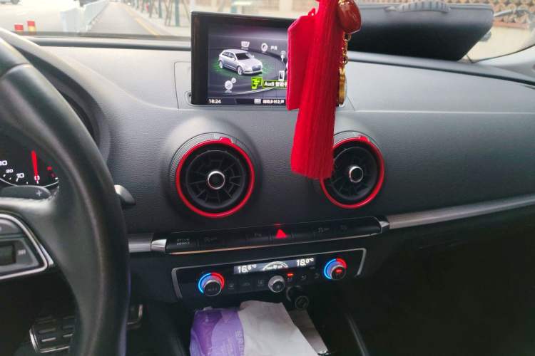 Used Audi A3 2020 Sportback 35 TFSI Sporty Model China VI
