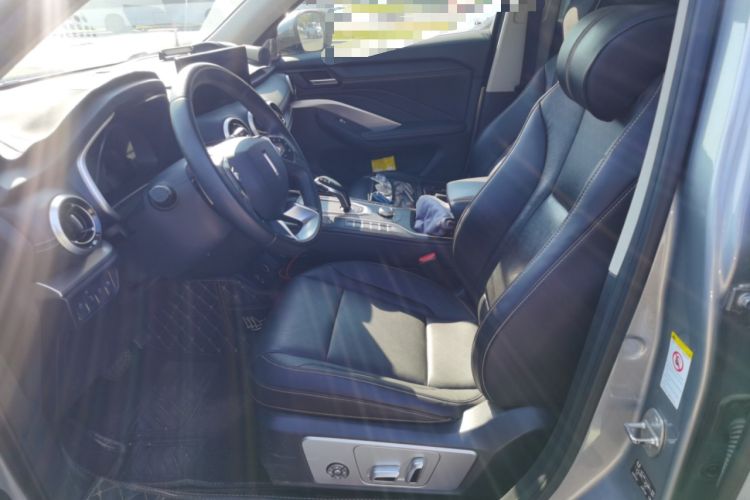 Used Wey VV6 2020 2.0T Two-Wheel Drive Smart Protection+