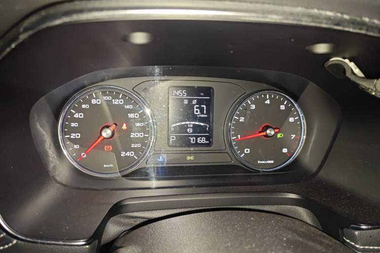 Used Roewe RX5 2019 20T Two-Wheel Drive Automatic 4G Connected Platinum Edition