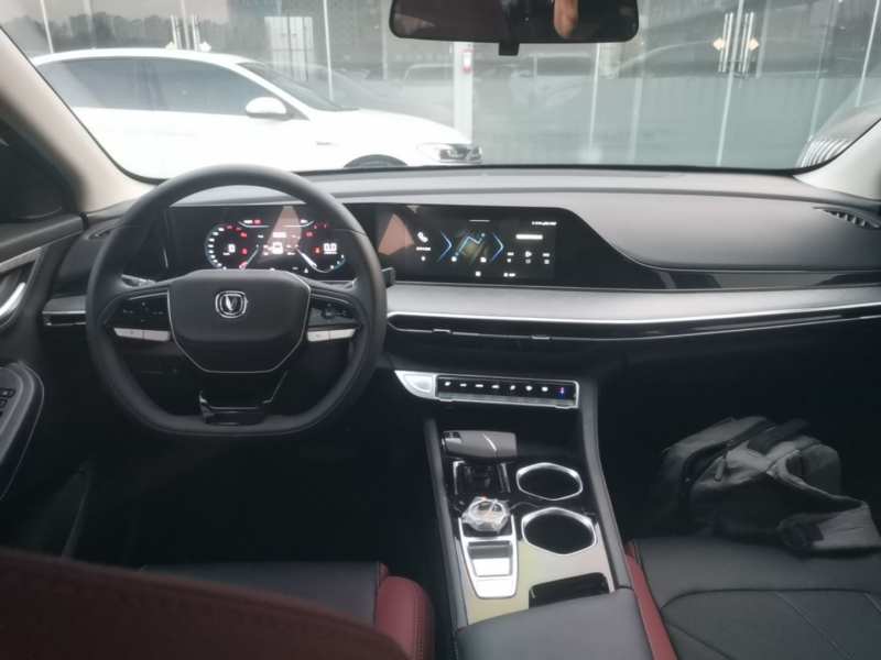 Used CHANGAN Eado 2024 PLUS Blue Whale NE 1.4T GDI DCT High-Energy Edition — 9