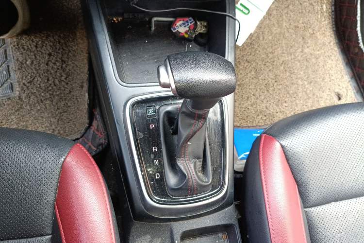 Used Kia KX Cross 2017 1.4L AT GLS