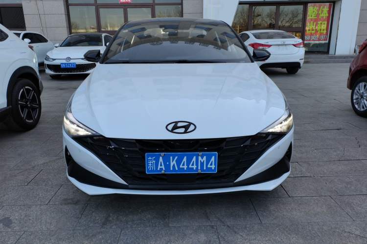 Used Hyundai Elantra 2022 1.5L CVT LUX Prestige Edition Front
