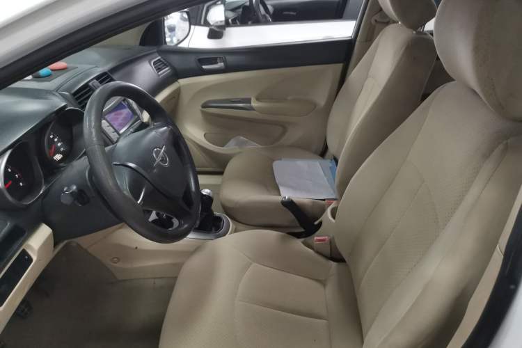 Used Haima M3 2015 1.5L Manual Standard Edition
