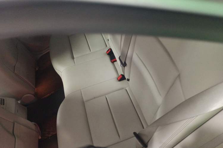 Used Mercedes-Benz E-Class 2014 E 260 L Sport Edition