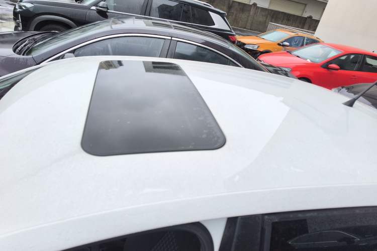 Used Volkswagen Polo 2018 1.5L Automatic Enjoyment Model Roof