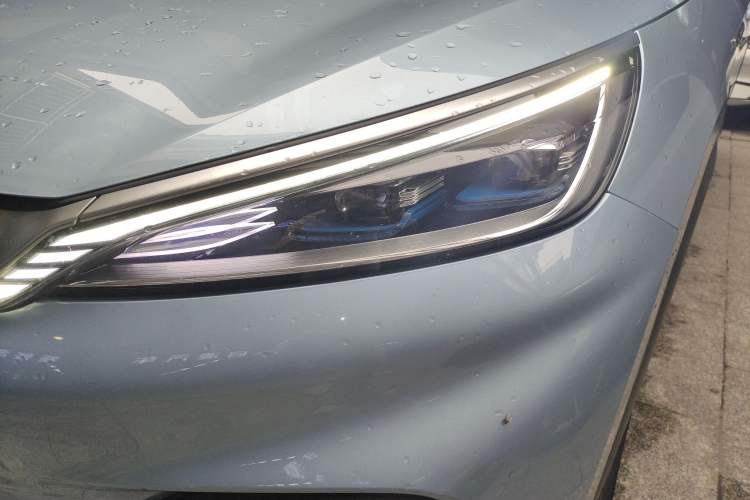 Used BYD Yuan PLUS 2024 Honor Edition 430KM Beyond Model Left Front Headlight