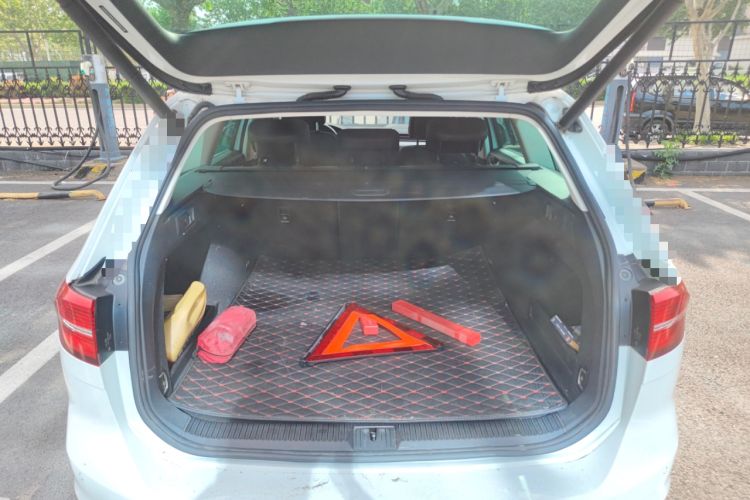 Used Volkswagen Variant 2017 380TSI Two-Wheel Drive Comfort Edition
