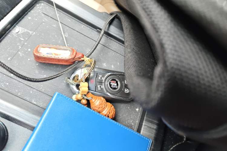 Used Buick GL8 2021 ES Land Cruiser 653T Luxury Edition